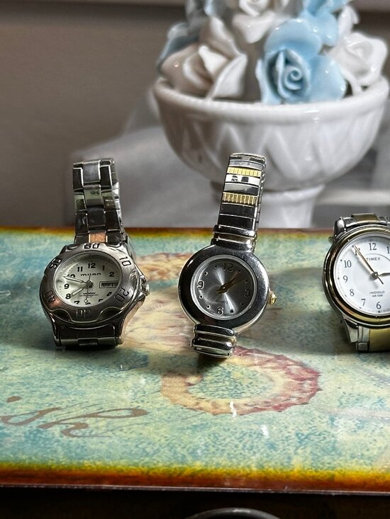 Watches lot Vintage 1980s Milan Timex and Timex Indiglo Tested